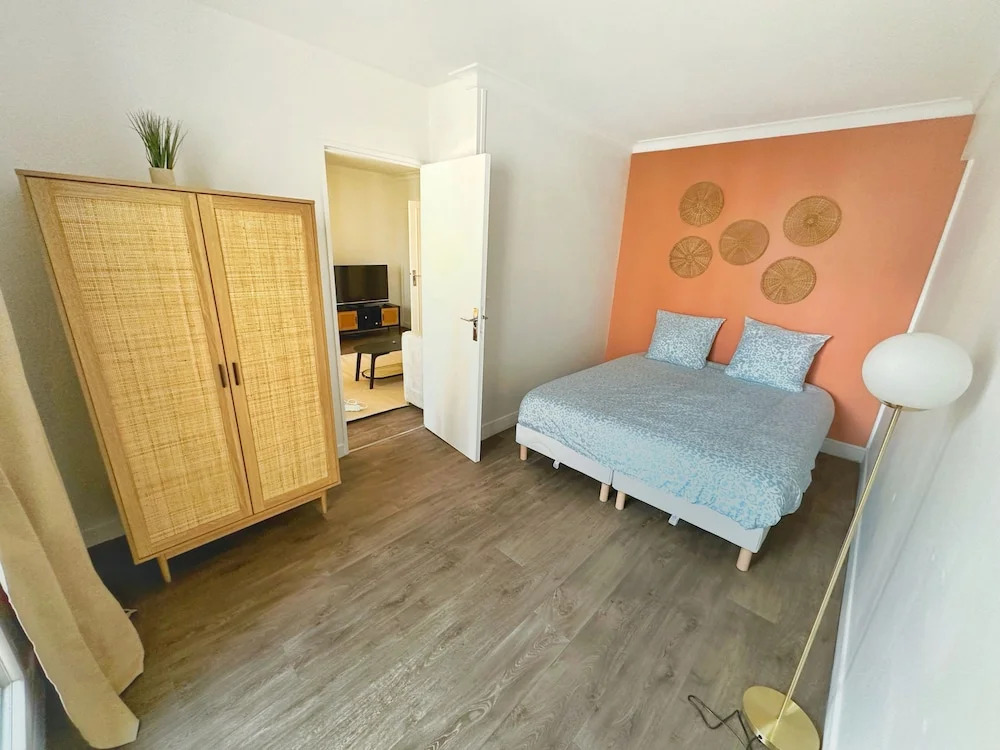 Bright and ideal apartment Céline 20