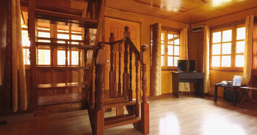 Borneo Tree House