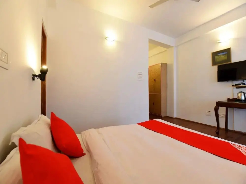 Manali Meadows Homestay by OYO Rooms