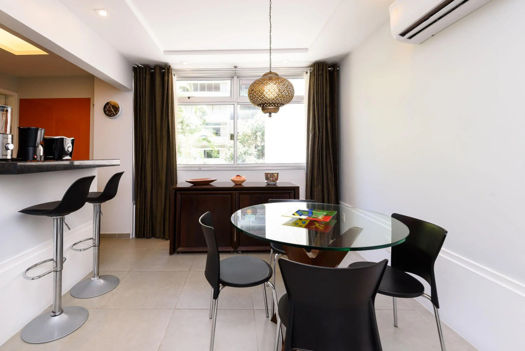 Moderno Apartamento A 260m Da Praia | Jc 64/201