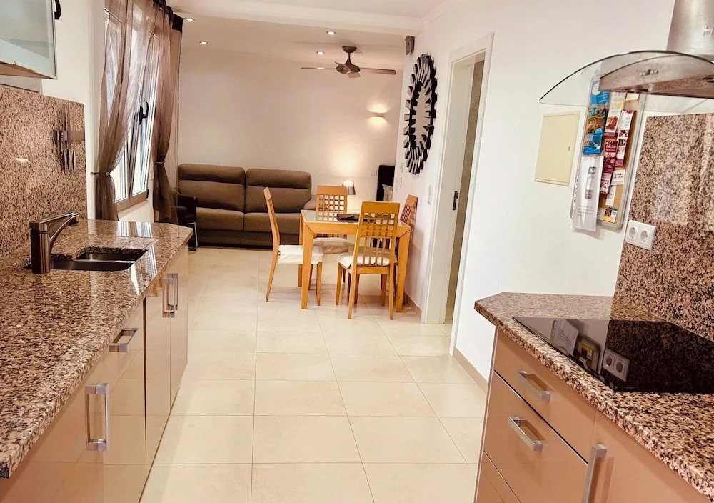 Central Lagos Town Center Apartment Near Marina