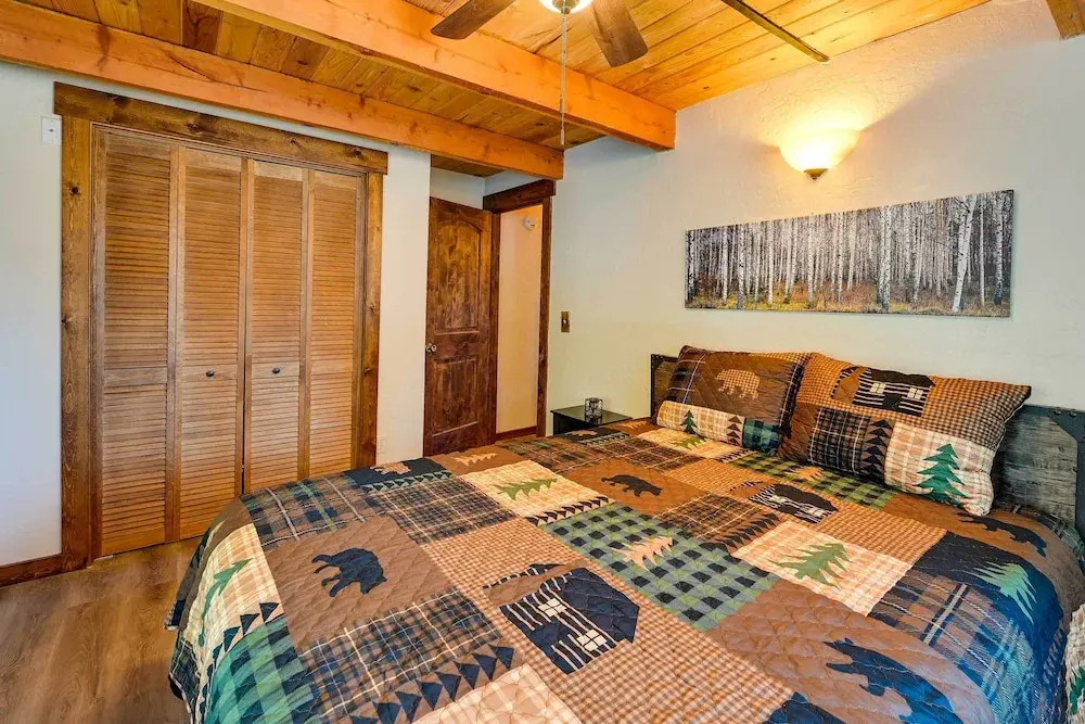 Secluded Garden Valley Cabin w/ Deck & Views!
