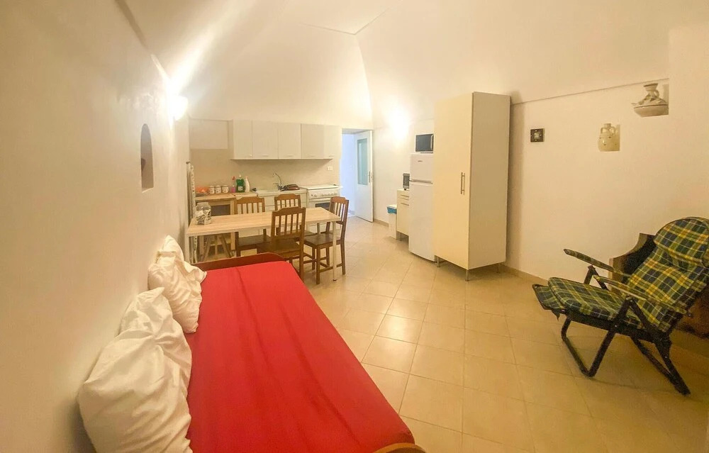 Beautiful Apartment in Peschici With Wifi and 2 Bedrooms