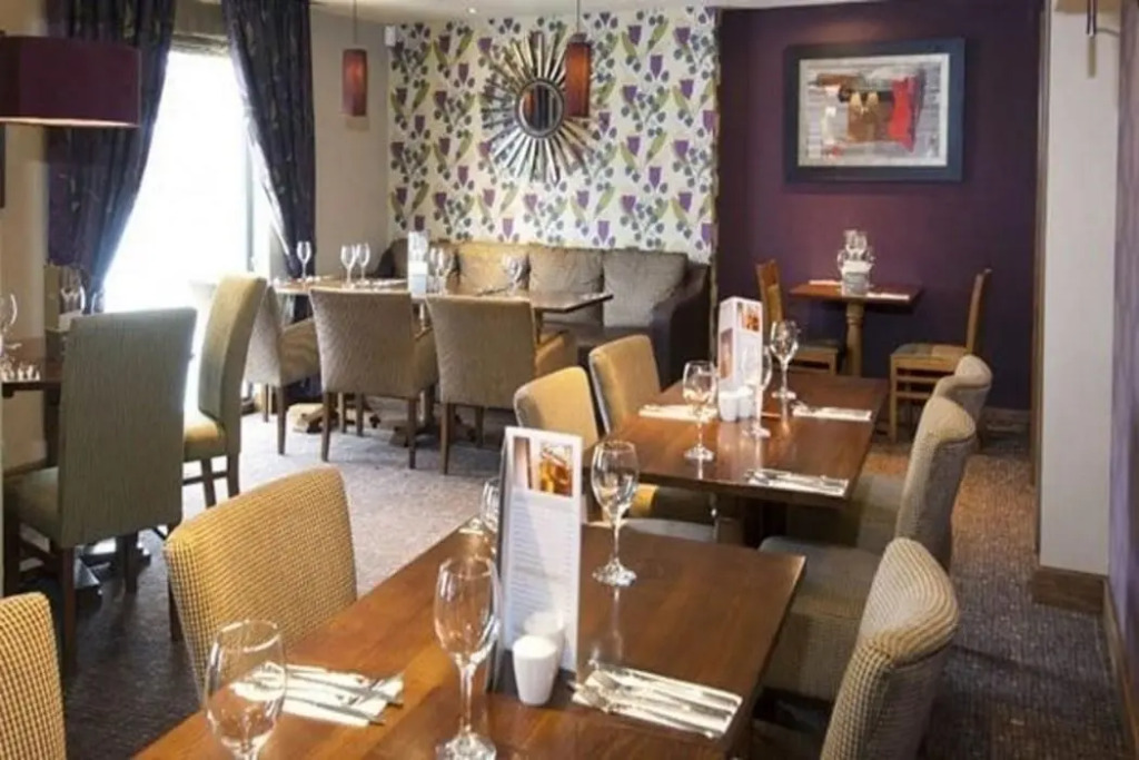 Premier Inn Chelmsford - Springfield