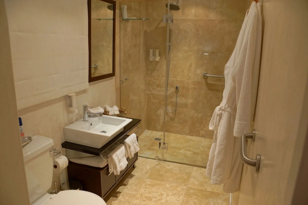 Wild Olive Guest House & Villa