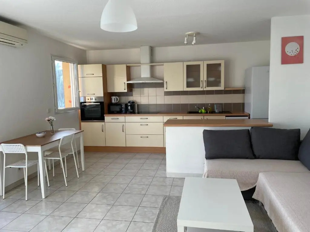 Private apartment for 4 people