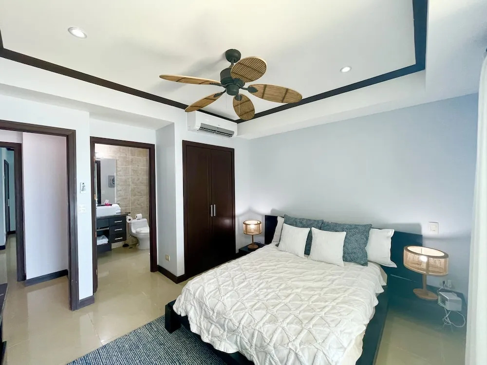 Ocean View, Luxury Penthouse at Diamonte del Sol 702N by RedAwning
