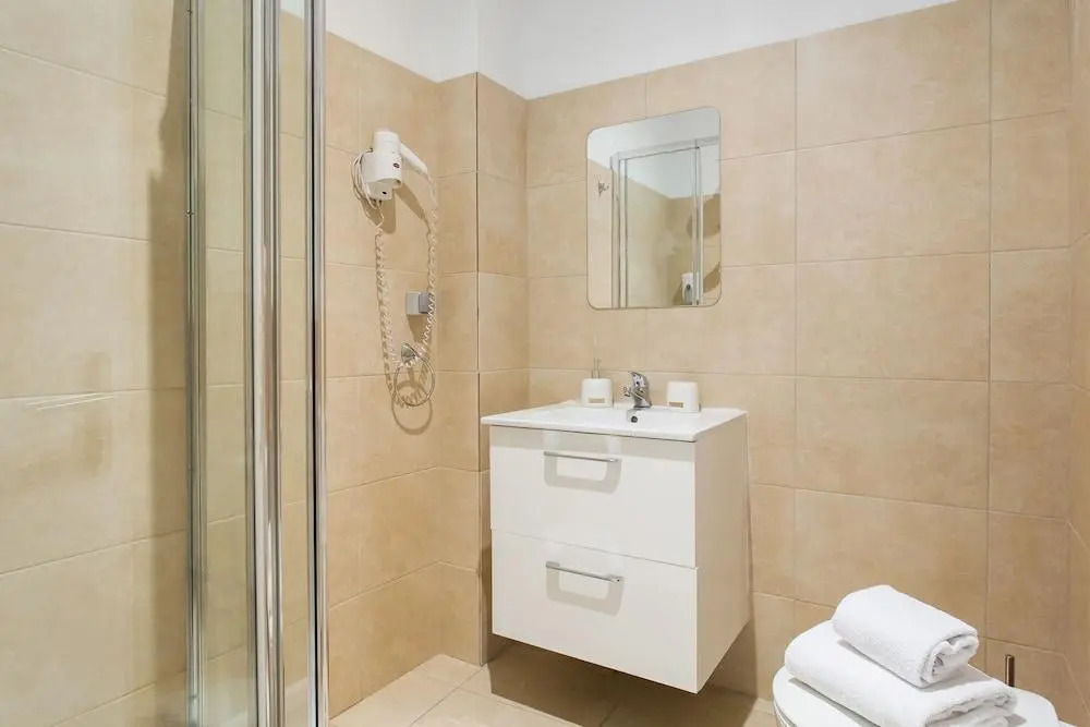 Syntagma Apartments by Livin Urbban
