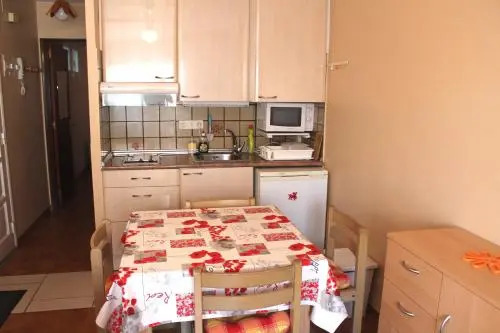 Apartamento Figueres 12