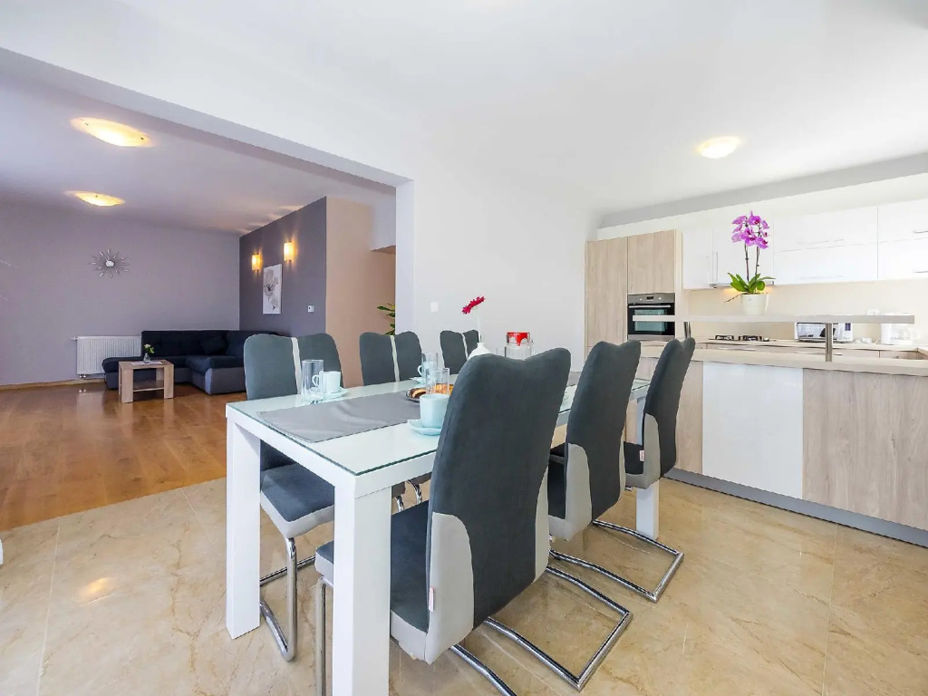 Brkic - Three Bedroom No.2