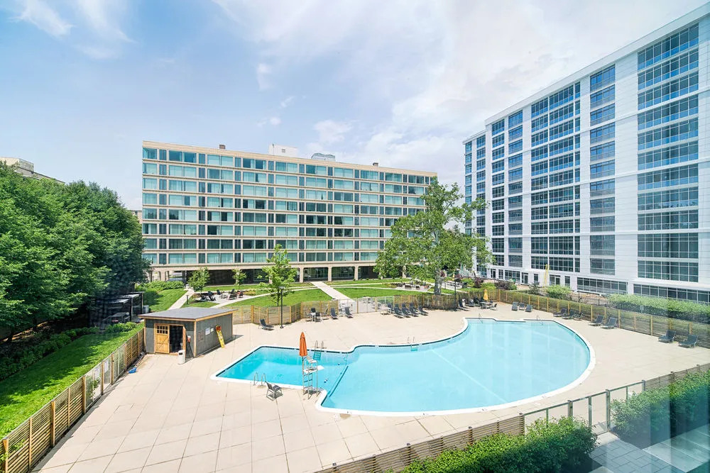 Waterfront Apartel