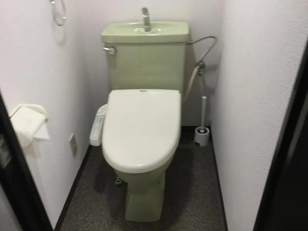 Gallery Compass- Art Apartments Osaka with Breakfast Free Parking