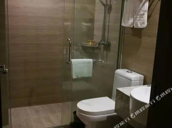 Jiu Tian Fashion Hotel