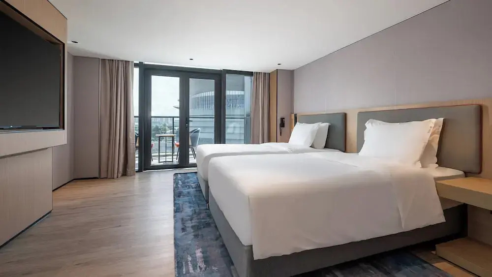 Holiday Inn Express Haikou Intl Duty Free City by IHG