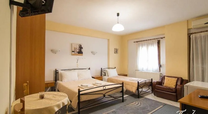 Orama Rooms