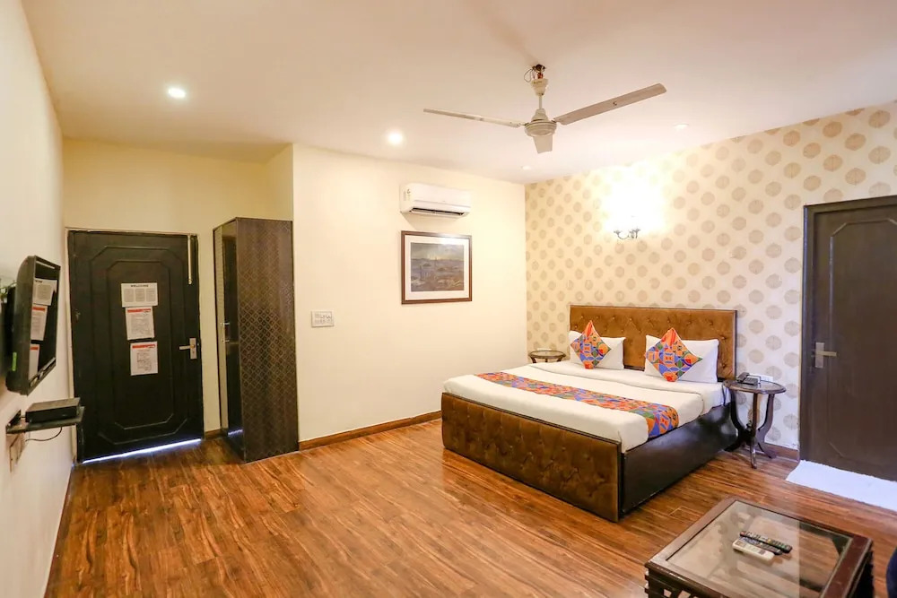 FabHotel Pulse Impulse