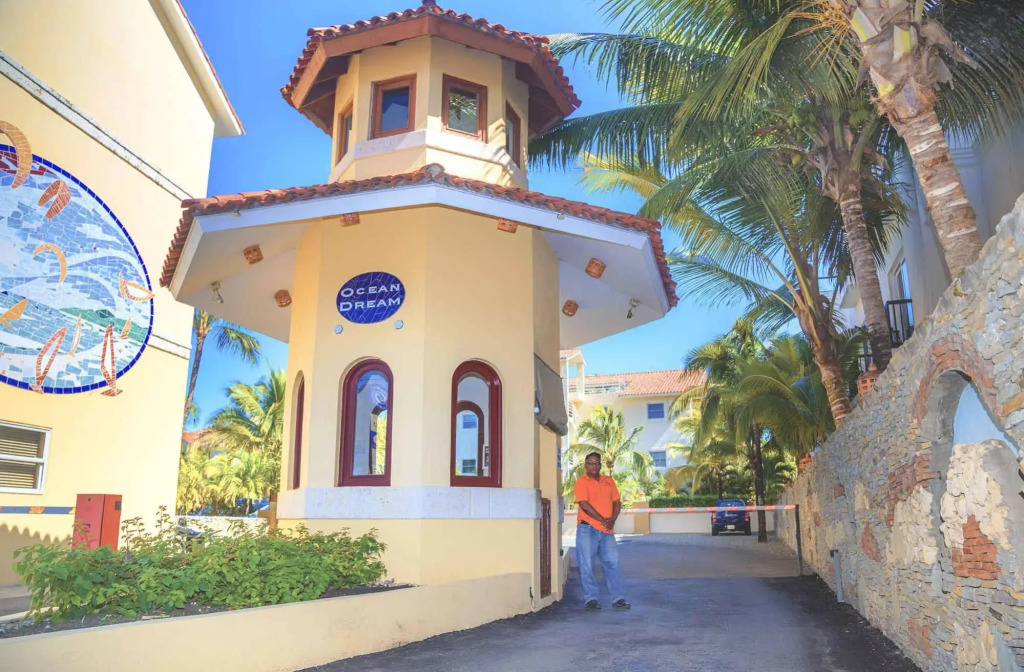 HUMMINGBIRD Hotel Cabarete