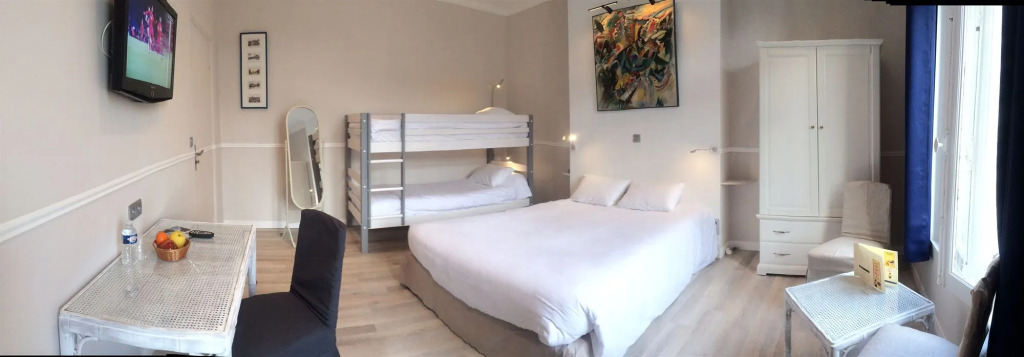 Chenal Hotel