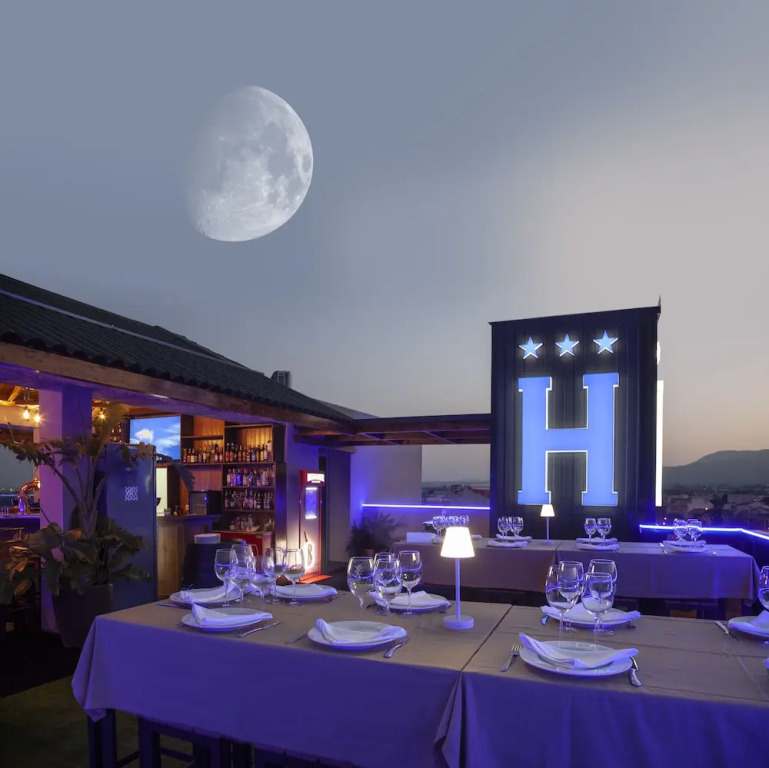 Hotel Julián