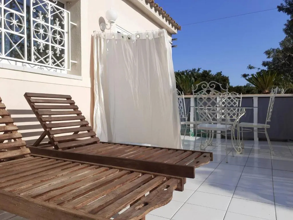 Juan Les Pins Near Cannes Beaches 18-20 Guests