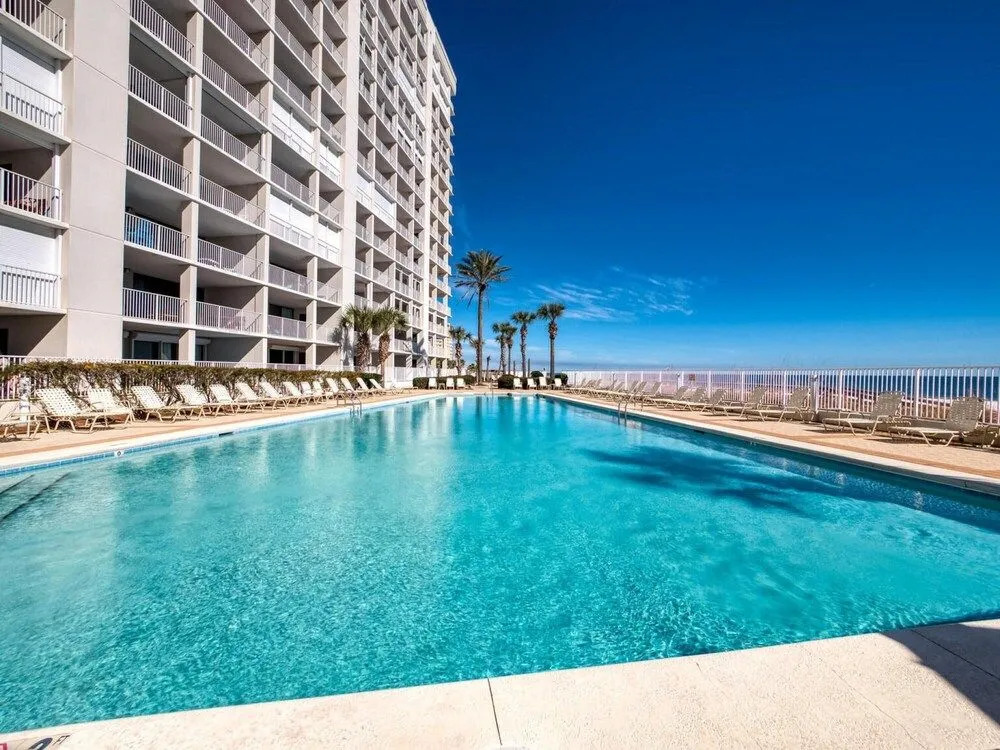Stunning corner unit in Orange Beach outdoor pool