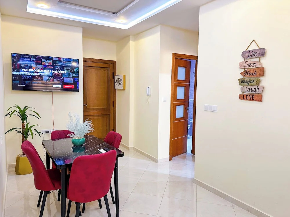 Elite Holiday Homes - Luxury & Centric Flat