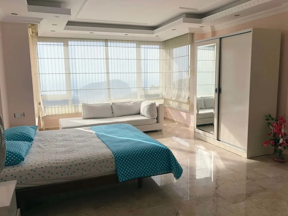 Fantastic 4 bedroom Lux Villa