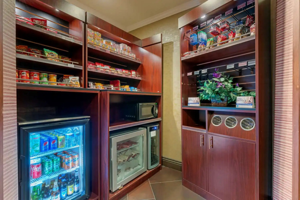Best Western Plus Brookside Inn