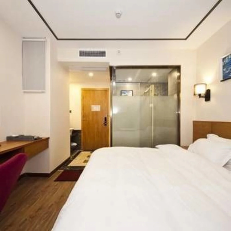 Hupan Yuejing Hotel (Fuzhou Jinshan Nongda)