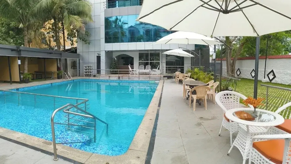 Montecarlo Hotel