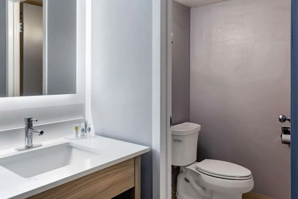 Comfort Inn Hyannis - Cape Cod
