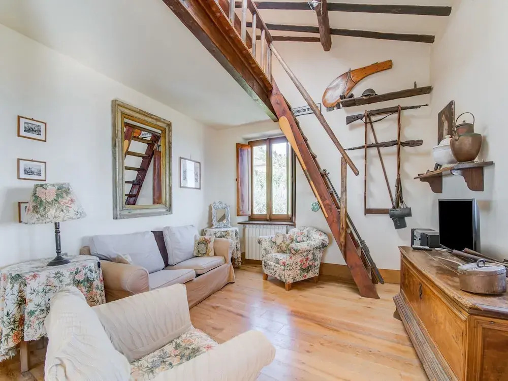 Villa in Cortona with pool