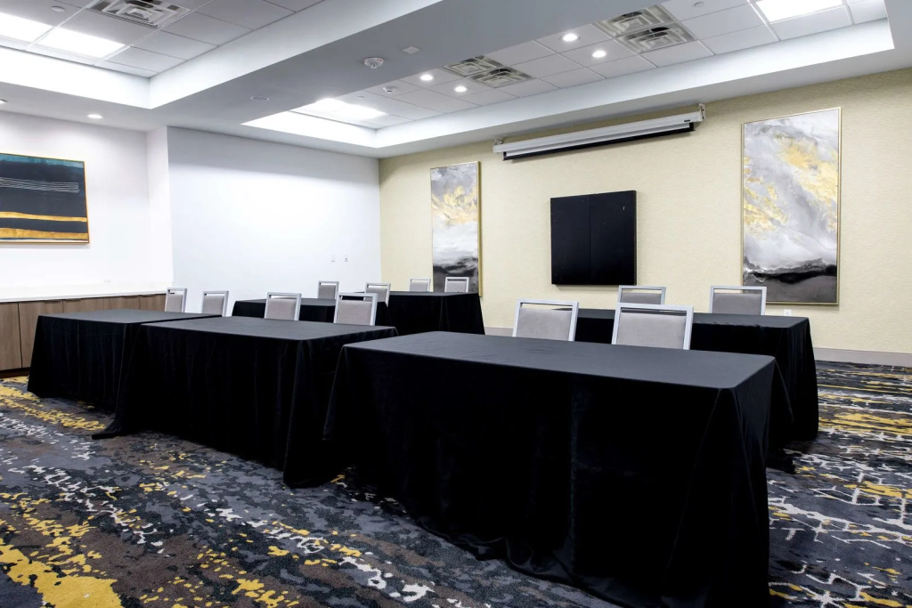DoubleTree by Hilton Sulphur Lake Charles