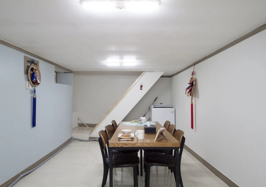 DH myeongdong guesthouse