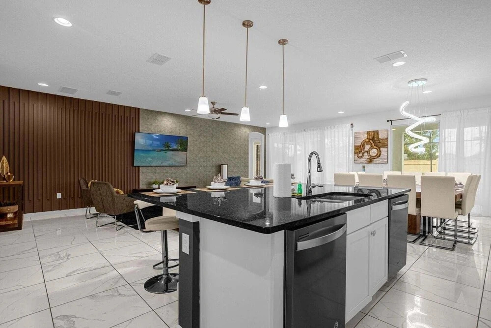 Spacious 9br, 9BA Resort Home w/ Private Pool