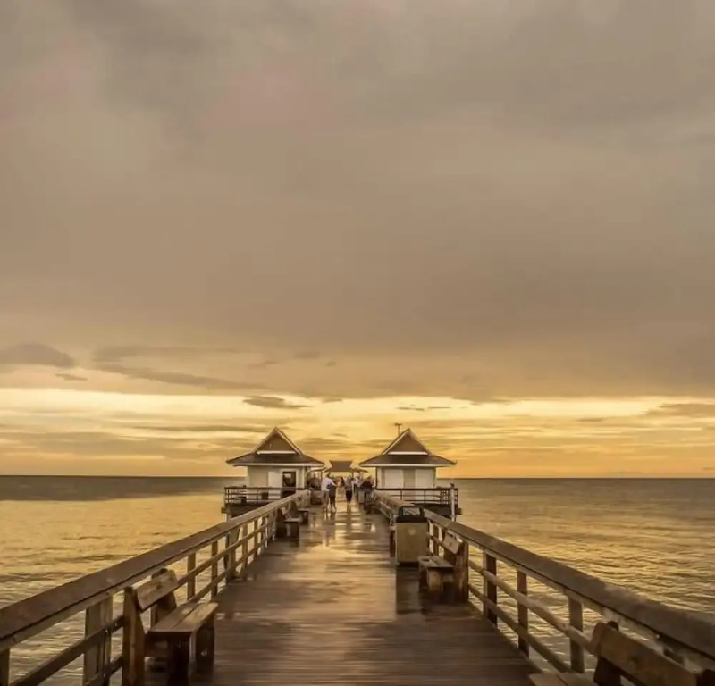 Luxury Pool Dog Friendly Central To Naples And Marco Island By Sky Run Naples 3 Bedroom Home