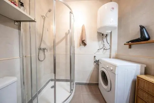 Bright Apartment Near The Historic Center