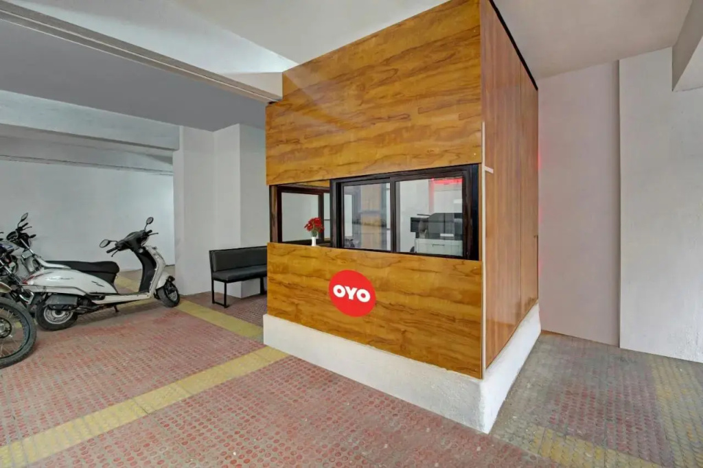 OYO Flagship 80642 Sai Executive Lodging
