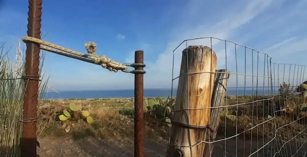 Tenuta Piana 1: Direct Access to the sea