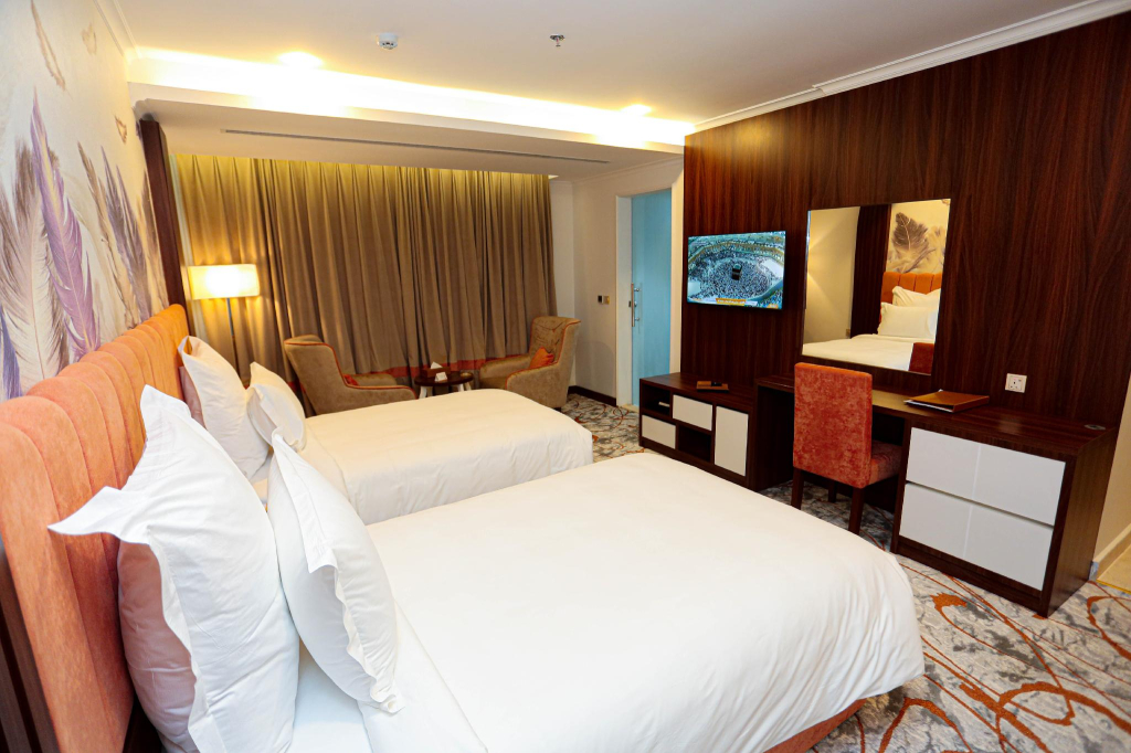 TULIP PLAZA - By Le Park Concord