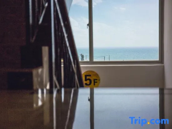 Beihai Weizhou Island Lanwan Art Hotel