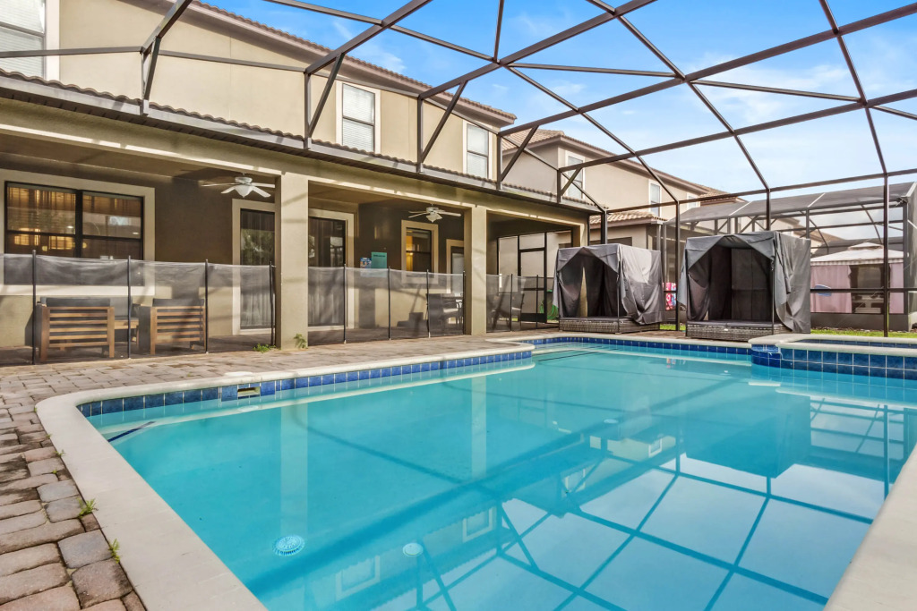 9 Bedrooms 5 Bathrooms Champions Gate 1418Tr