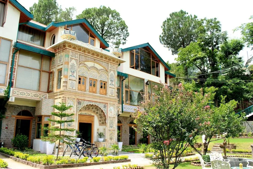 Alcor Spa Resort Kasauli
