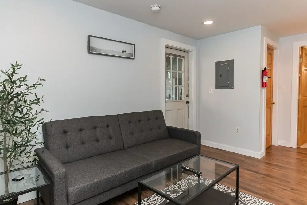 Simple And Cozy Apartment Just Mins To Loon Mountain And Waterville Valley 1 Bedroom Condo by Redawning
