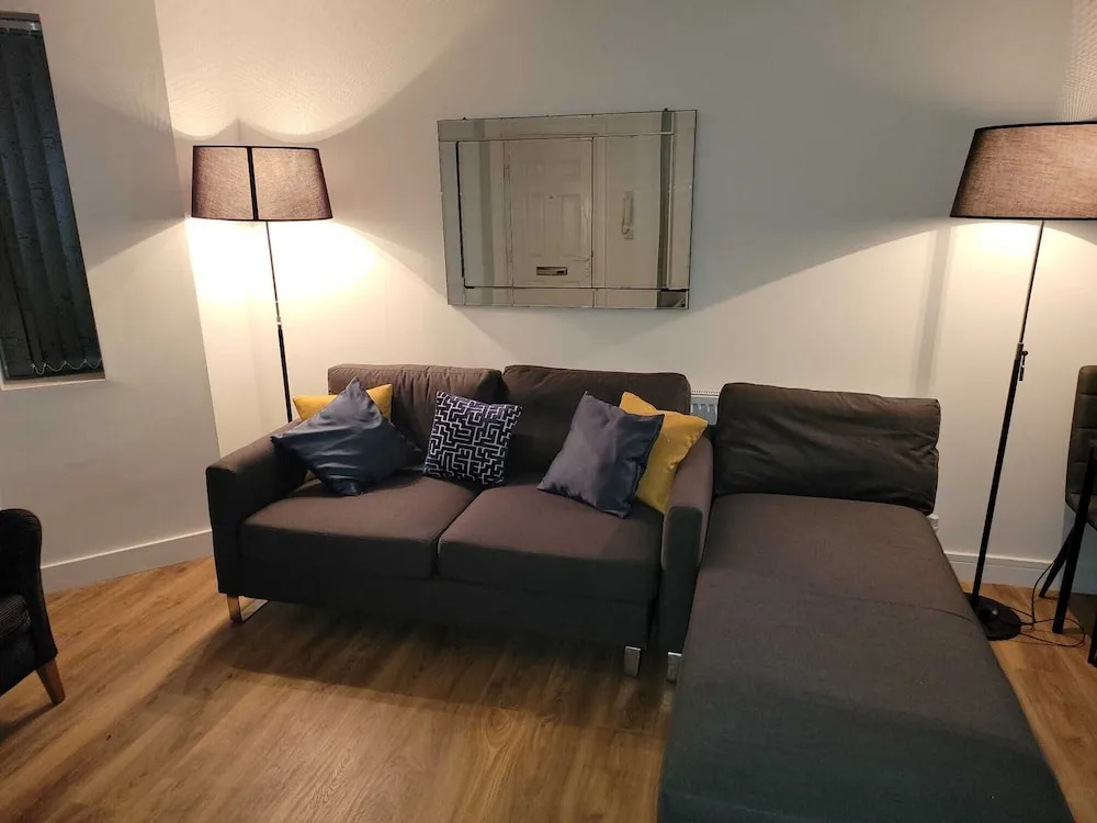 Stunning 2-bed Apartment in Manchester Built 2023
