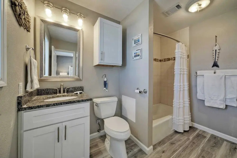 2BR Condo w/ Gulf Views, 2 Pools, Courts Blue Water Bliss by Avantstay