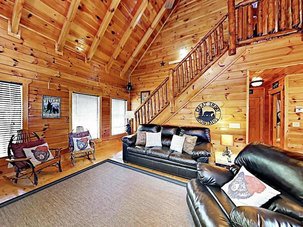 Upper Middle Creek 2 Cabins 6 Bedrooms 6 Bathrooms Cabin