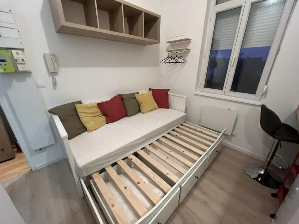 Superbe Studio 13m² refait à neuf