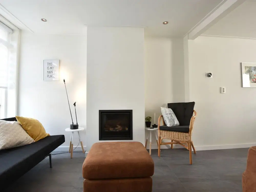 Quiet Holiday Home in Nieuwvliet With a Lounge Area by the sea
