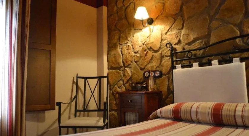 Hotel - Restaurante Prado Del Navazo